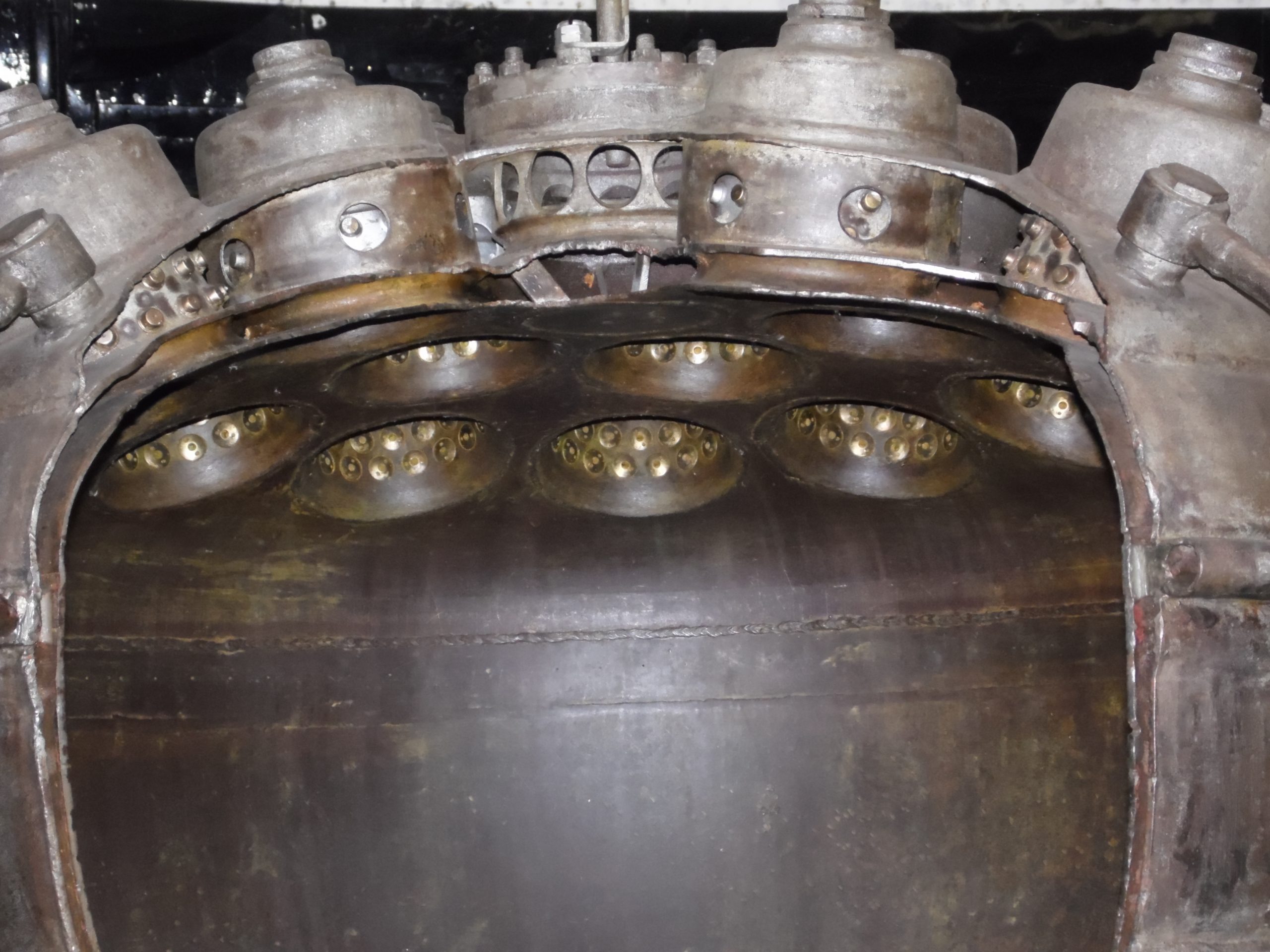 Photograph of a cross-section of a rocket engine.